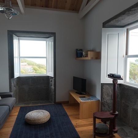 הוילה Calheta de Nesquim Casa Do Baleeiro מראה חיצוני תמונה